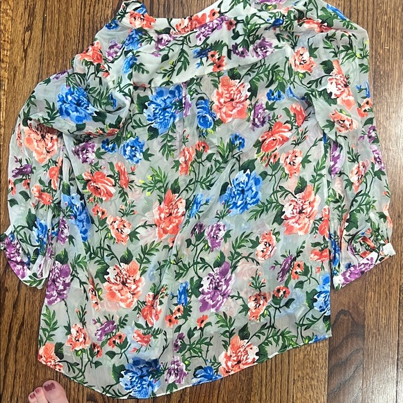 Alice + Olivia Multicolor Floral Sheer V-Neck Blouse - Picture 7 of 8